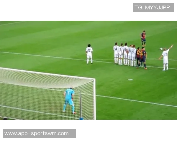 卡杜蕾斯足球：球场传奇与青春风采的完美融合